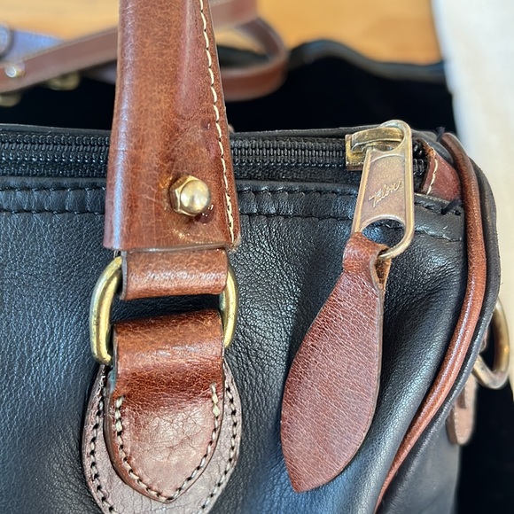 Etienne Aligner Vintage black and brown leather satchel awesome condition - Picture 10 of 15